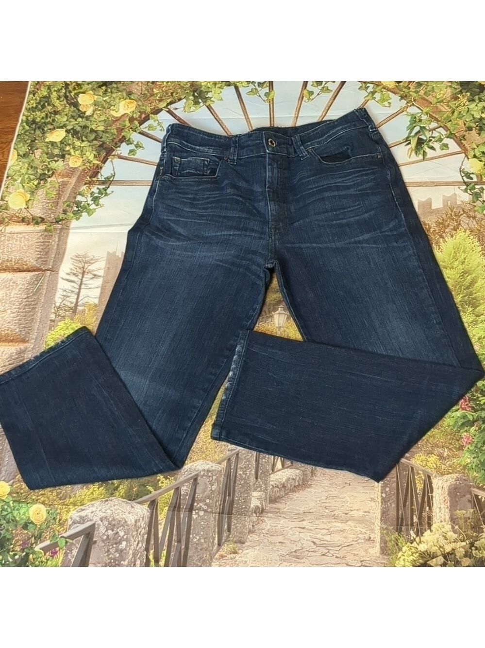 Armani jeans straight leg size 28